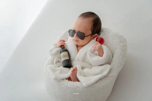 玉树宝宝总是吐奶怎么回事