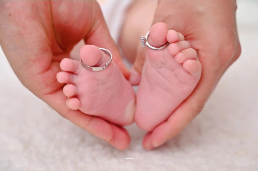 玉树宝宝头发少缺什么 玉树宝宝头发少缺什么